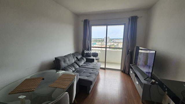 Mmóveis não inclusos.)