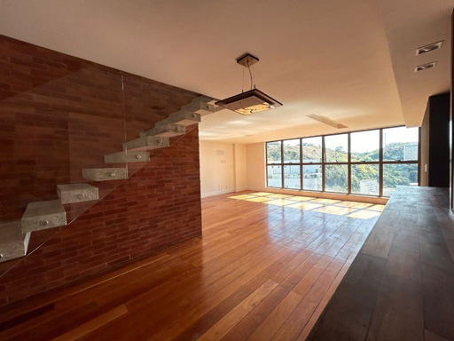 Sala primeiro pavimento