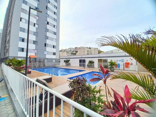 Piscina infantil e adulto