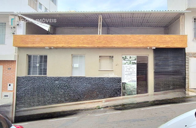 Fachada Do Imóvel.