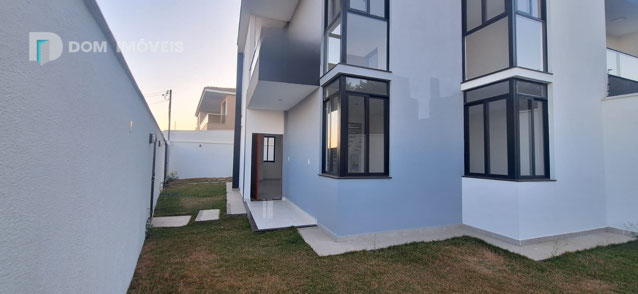 Casa Com Arquitetura Moderna.