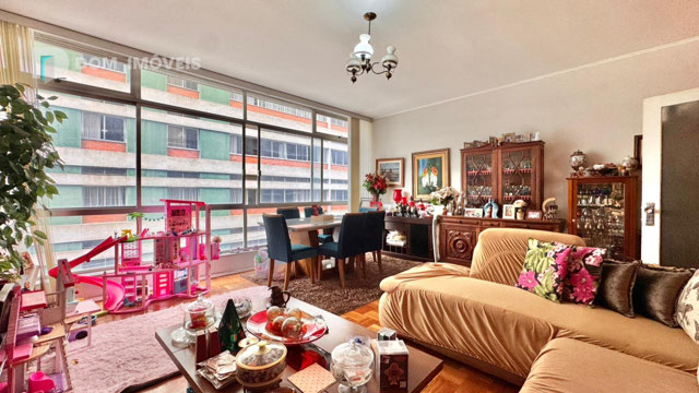 Janelão com vista panorâmica para o Parque Halfeld