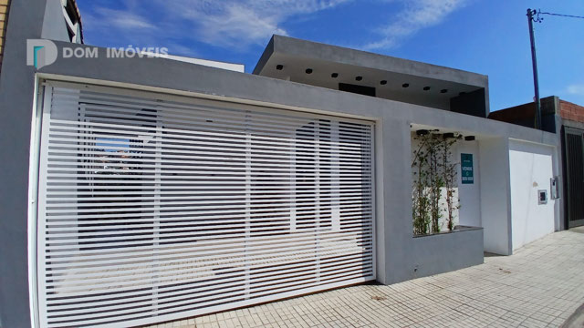 Fachada do imóvel.