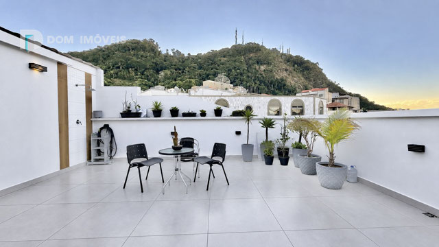 Terraço com vista para Morro do Cristo