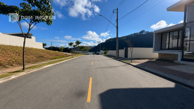Via de acesso