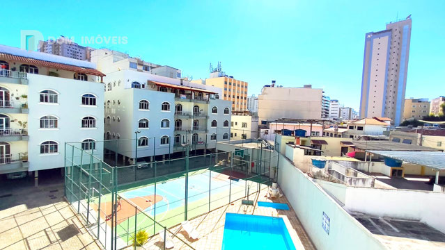 Piscina e quadra