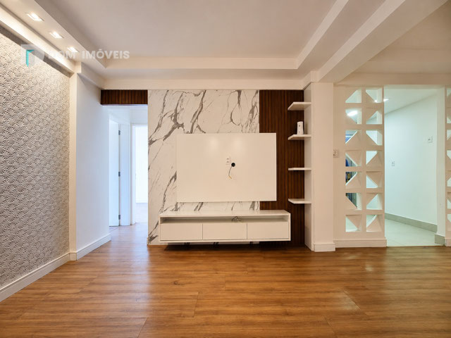 Sala 2 ambientes.