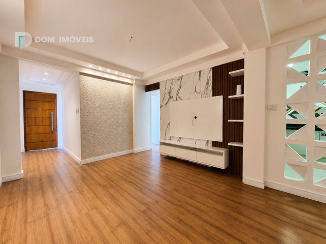 Sala 2 ambientes.