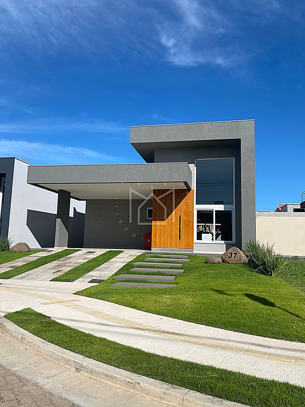 Foto cadastro cód. 352