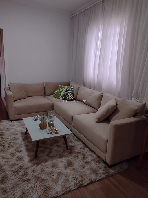 Casa com 3 quartos para venda no bairro Centenário em Juiz de Fora, MG