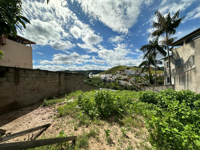 Lote / Terreno para Venda no bairro Fontesville em Juiz de Fora, MG