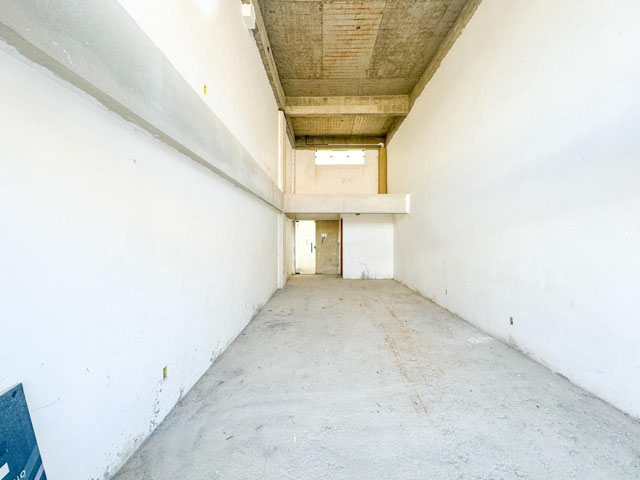 Loja á Venda