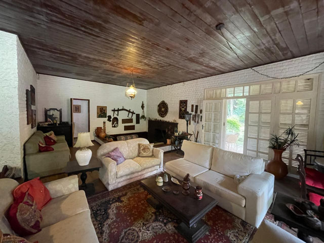 Casa com 7 quartos para venda no bairro Vina Del Mar em Juiz de Fora, MG