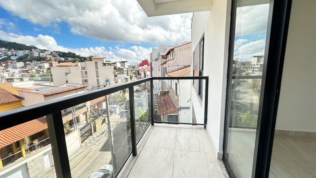 Varanda apartamento de frente