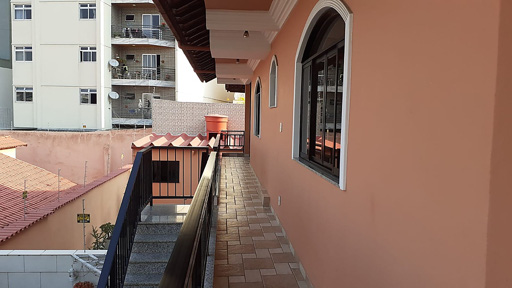 Casa com 2 quartos para venda no bairro Jardim Laranjeiras em Juiz de Fora, MG