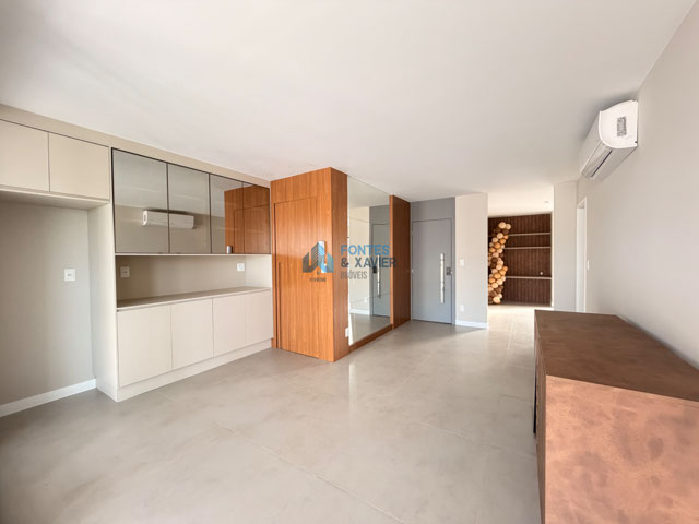 Cozinha integrada com sala