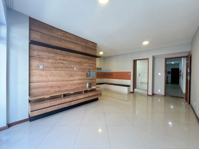 sala ampla em L