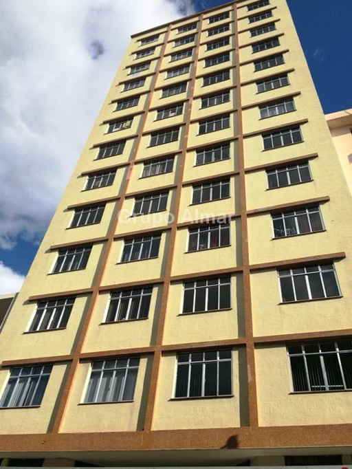 Apartamento com 3 quartos para Venda no bairro Centro em Juiz de Fora, MG
