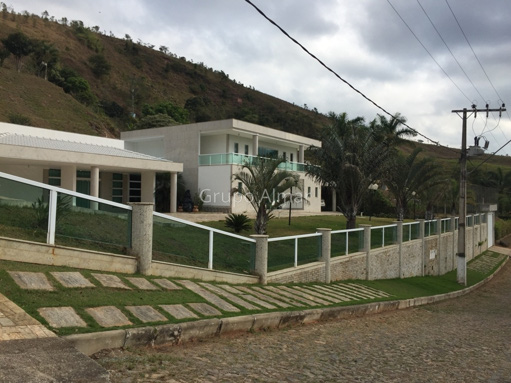 Casa com 4 quartos para venda no bairro Fazendinha Belo Vale em Juiz de Fora, MG