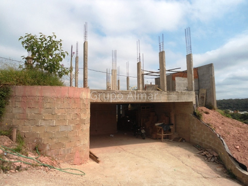 Casa com 4 quartos para venda no bairro Nova Gamado em Juiz de Fora, MG