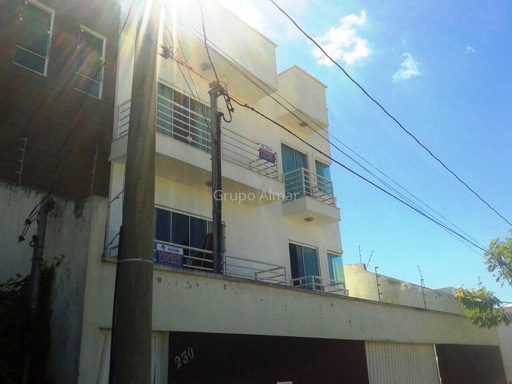 Casa com 2 quartos para Venda no bairro Aeroporto em Juiz de Fora, MG