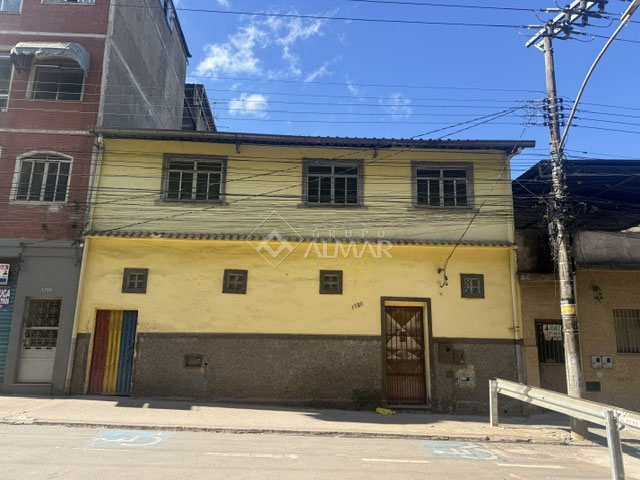 Casa com 8 quartos para venda no bairro Fábrica em Juiz de Fora, MG