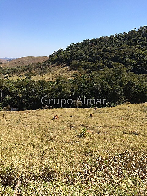 Lote / Terreno para venda no bairro Enseada em Juiz de Fora, MG
