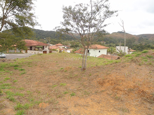 Lote / Terreno para Venda no bairro Jardim Lermitage em Juiz de Fora, MG