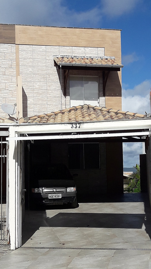 Casa com 2 quartos para venda no bairro Parque Independência III em Juiz de Fora, MG