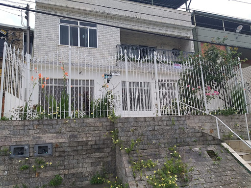 Casa com 3 quartos para Venda no bairro Costa Carvalho em Juiz de Fora, MG