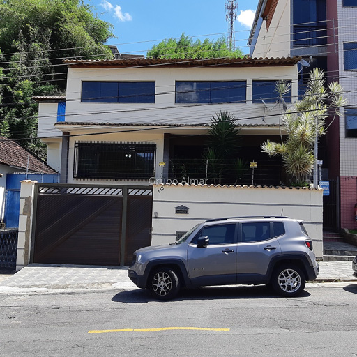 Casa com 3 quartos para venda no bairro Vitorino Braga em Juiz de Fora, MG