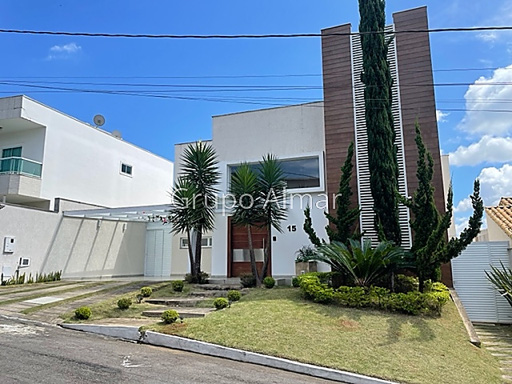 Casa com 4 quartos para venda no bairro Spina Ville em Juiz de Fora, MG