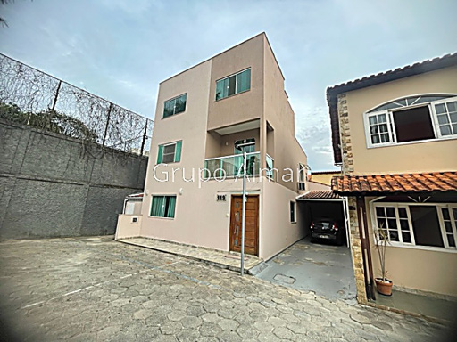 Casa com 4 quartos para venda no bairro Morada do Serro / São Pedro em Juiz de Fora, MG