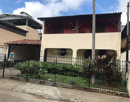 Casa para venda no bairro Industrial em Juiz de Fora, MG