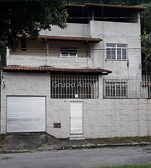 Casa com 4 quartos para venda no bairro Jardim do Sol em Juiz de Fora, MG
