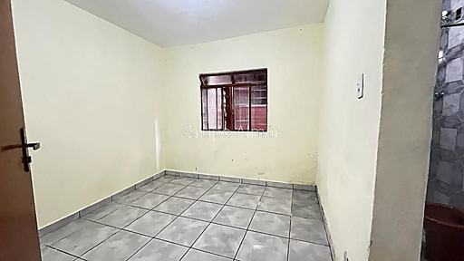 Casa com 3 quartos para Venda no bairro Ipiranga em Juiz de Fora, MG
