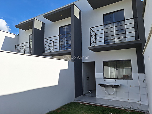 Casa com 2 quartos para Venda no bairro Parque Guarani em Juiz de Fora, MG