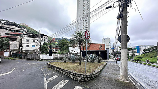 Lote / Terreno com 0 quartos para venda no bairro Dom Bosco em Juiz de Fora, MG