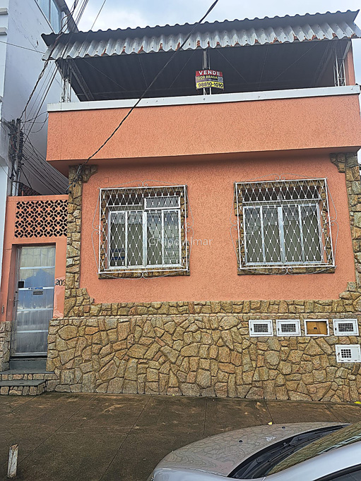 Casa com 5 quartos para venda no bairro Ladeira em Juiz de Fora, MG