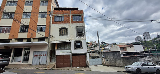 Prédio com 5 quartos para venda no bairro Santa Luzia em Juiz de Fora, MG
