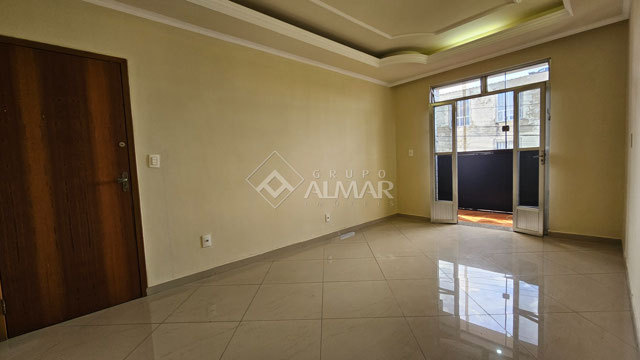 Apartamento com 3 quartos para Venda no bairro Nova Era em Juiz de Fora, MG