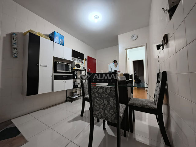 Apartamento com 2 quartos para venda no bairro Poço Rico em Juiz de Fora, MG