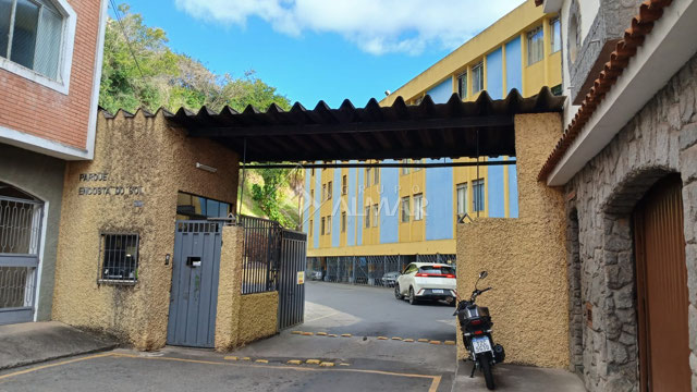 Apartamento com 3 quartos para venda no bairro São Bernardo em Juiz de Fora, MG