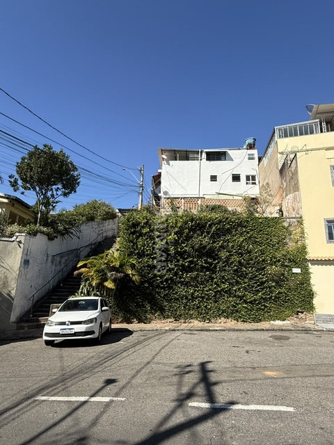 Lote / Terreno para venda no bairro Jardim Glória em Juiz de Fora, MG