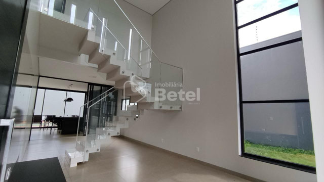 Foto cadastro cód. 1033