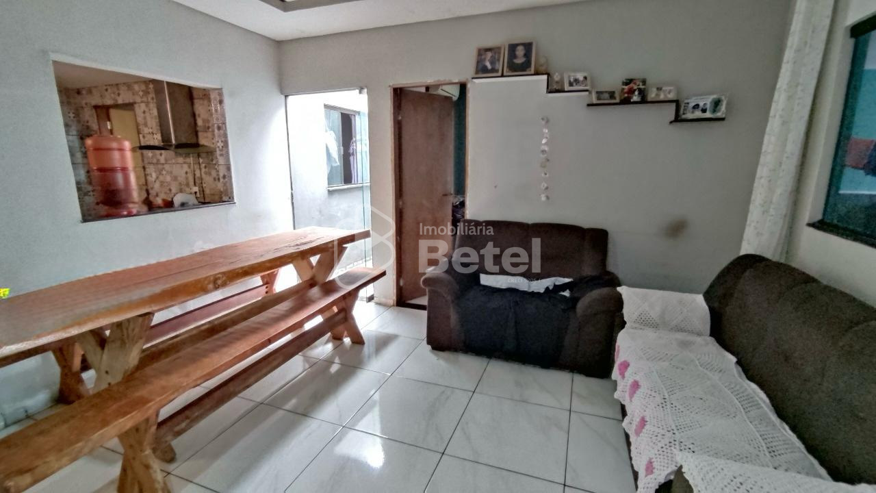 Casa no Jardim Novo Horizonte, foto 4 de 24