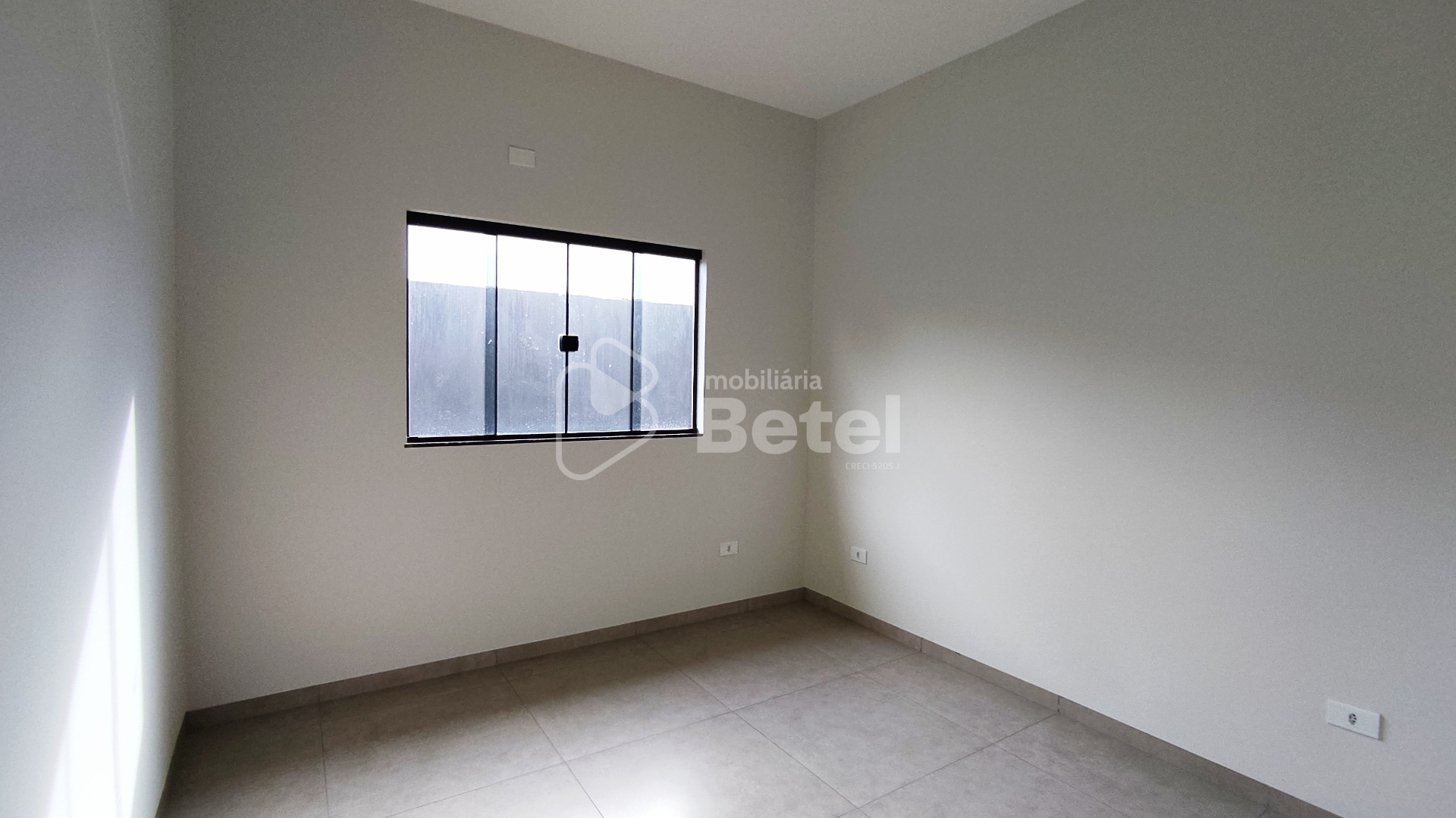 Casa em Altos do Indaiá, foto 9 de 12