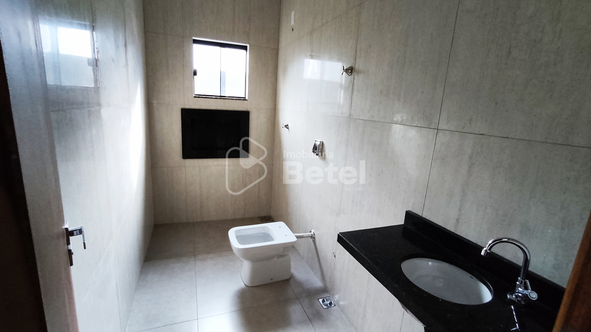 Casa em Altos do Indaiá, foto 11 de 12
