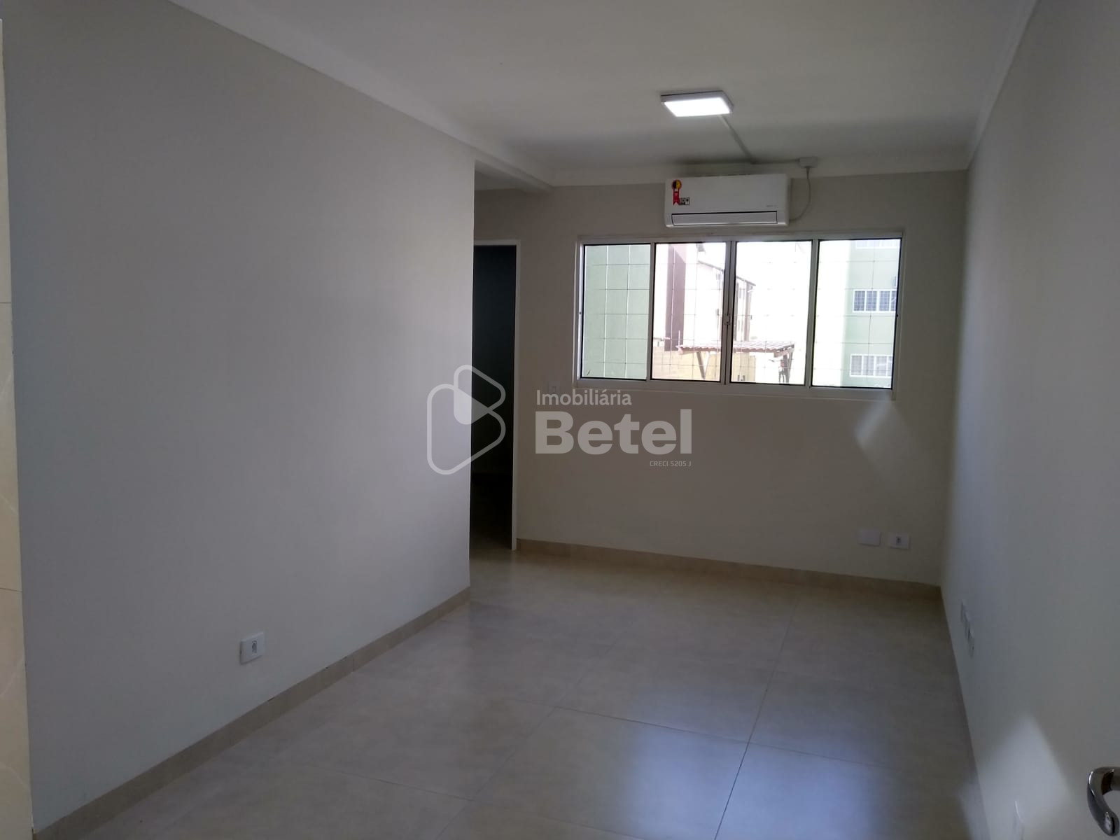 Apartamento no Parque Alvorada, foto 5 de 13