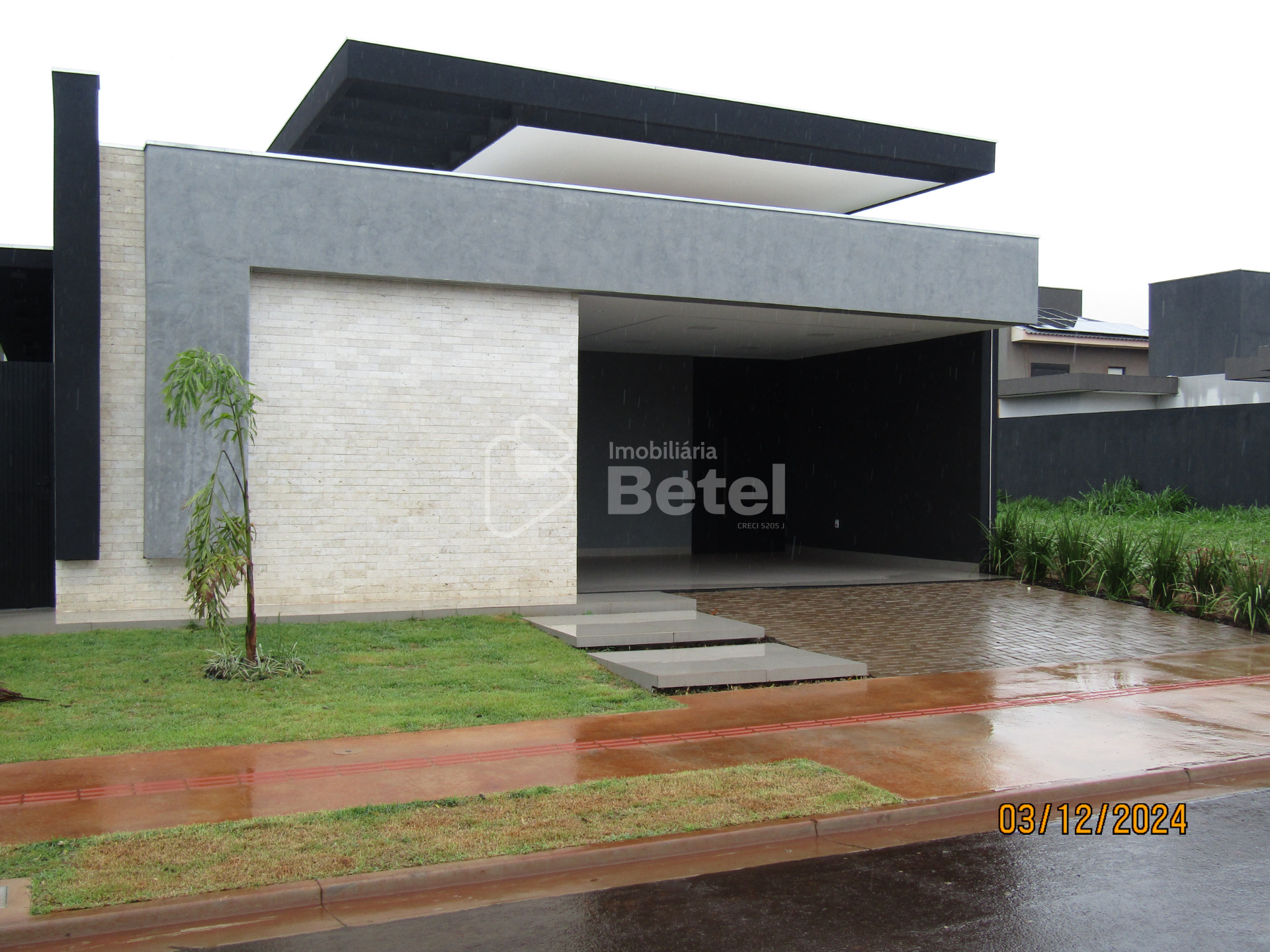 Casa em Porto Unique, foto 1 de 33
